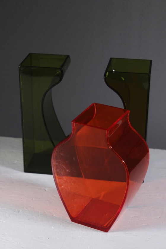 Image 1 of Vaso vintage in acrilico composto da due parti, disegnato da Studio Nova Holland, anni '90.