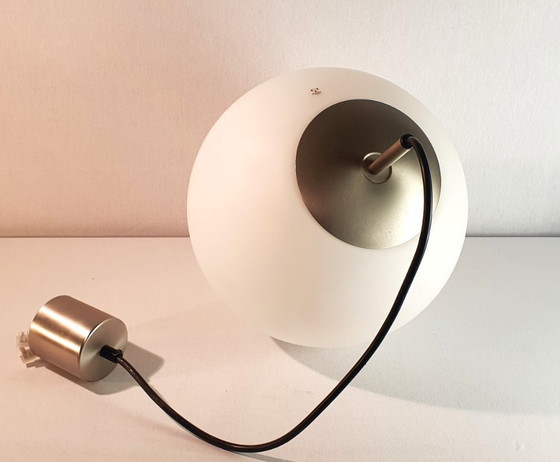 Image 1 of Lámpara colgante opalina de Peill & Putzler