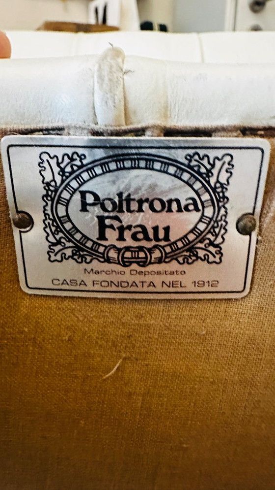 🛋️ Originele Poltrona Frau Chesterfield bank – Italiaanse designklassieker – ca. 50 jaar in familiebezit (photo 5 of 10)