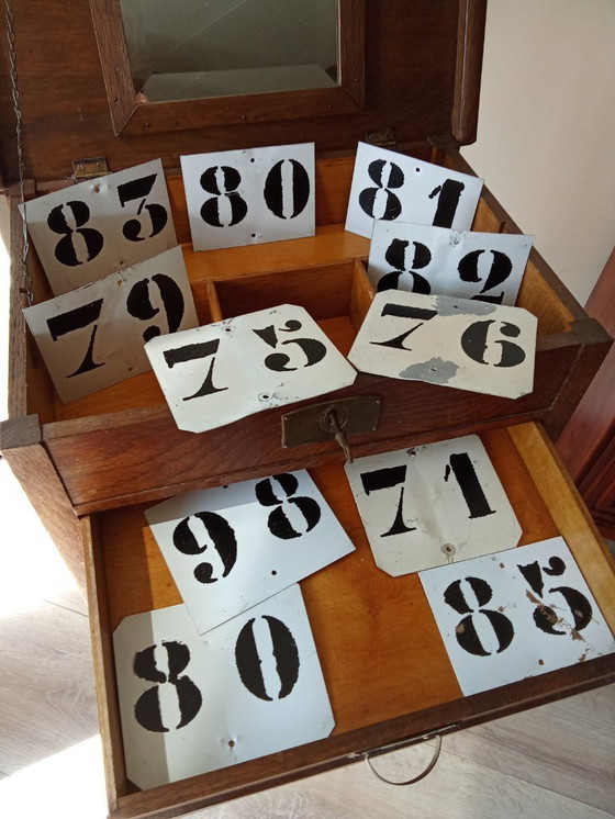 Image 1 of House numbers, Vintage '60-70&80 metal with coating. Patina:yes