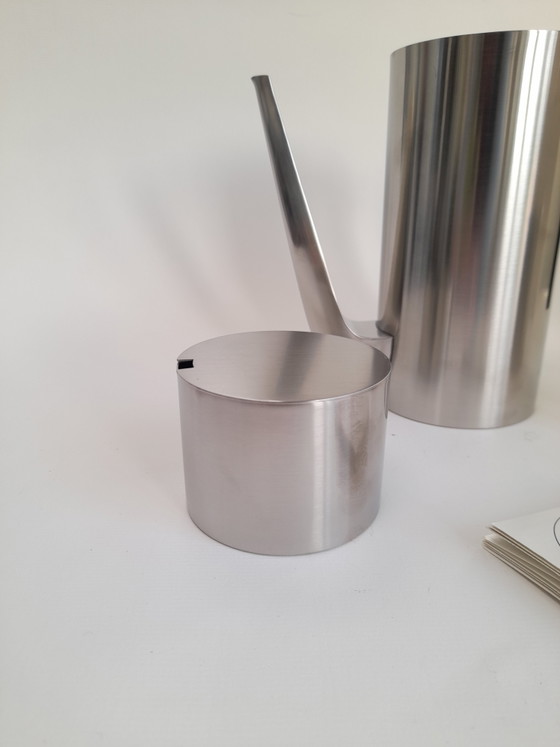 New Cylinda coffee set Arne Jacobsen for Stelton – Table accessories, Metal (photo 3 of 10)