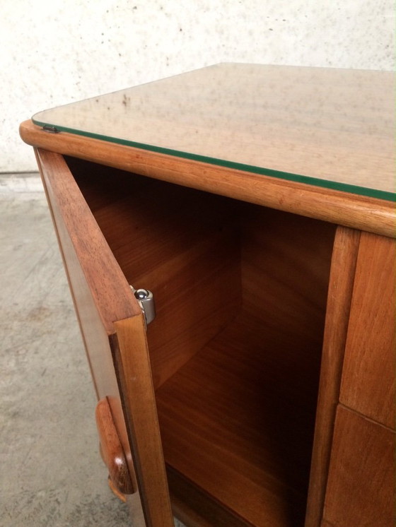 Image 1 of Credenza in acero con piano in vetro e design moderno di metà secolo, anni '50