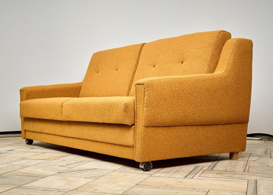 Image 1 of Vintage tweezitsbank, jaren 70, Tsjechoslowakije