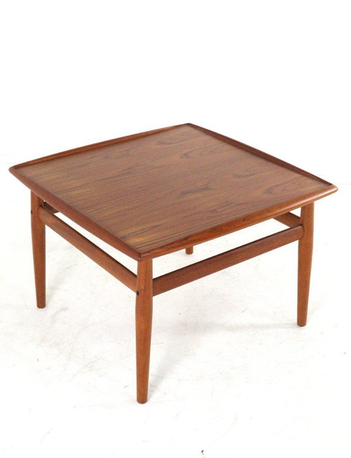 Grete Jalk for Glostrup coffee table vintage