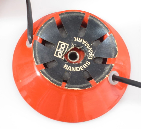 Abo Randers red magnet ball lamp – Frandsen, Table lamps, Space Age (photo 8 of 8)