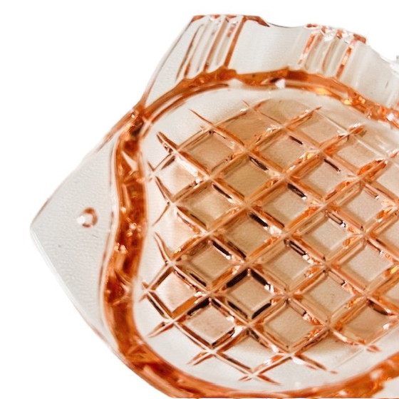 Image 1 of Cendrier/boîte à bijoux en verre rose style milieu du siècle, en forme de poisson, Rosaline, années 1970