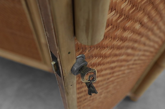 Image 1 of  Mid-eeuwse kast van bamboe en rotan, Italië ca. 1960