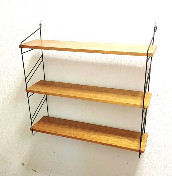 Image 1 of Vijftiger jaren wandrek met drie schappen 