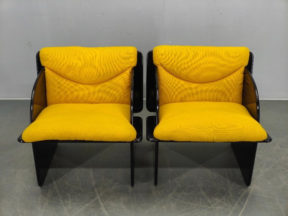Image 1 of Par de sillones italianos de estilo era espacial, lacados en negro, década de 1970.