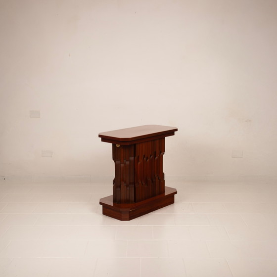 Base scultorea multifunzionale Norman di Luciano Frigerio Pezzo unico – Tavoli da pranzo (photo 16 of 25)