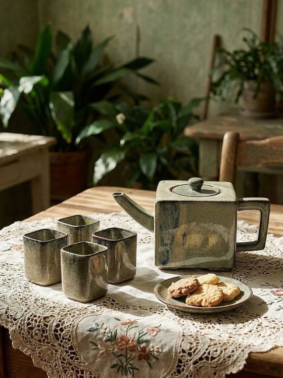 Image 1 of Chinese glazed earthenware tea set, teapot and 4 cups, 1980s