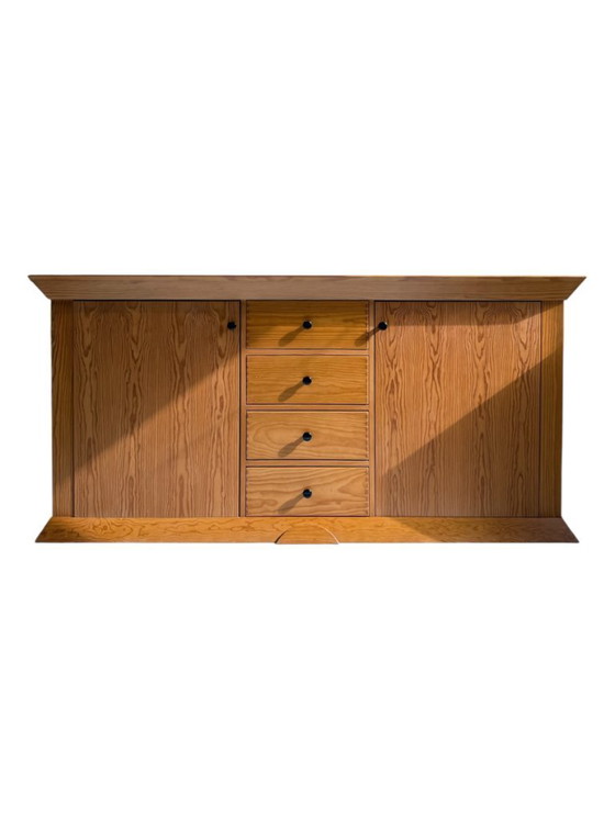 Image 1 of Buffet postmoderne en pin vintage