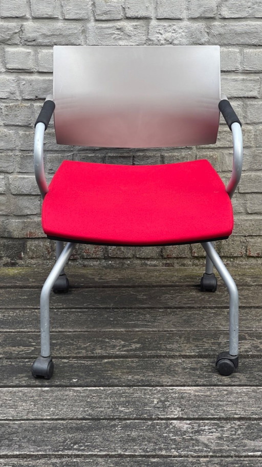 Luxy conference visitor chairs model Air on wheels