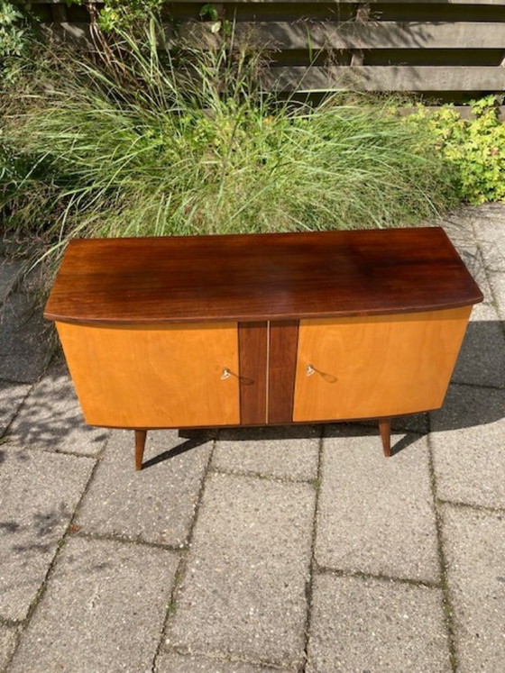 Groot Vintage Dressoir Met Dubbele Deuren – Wood (photo 6 of 6)