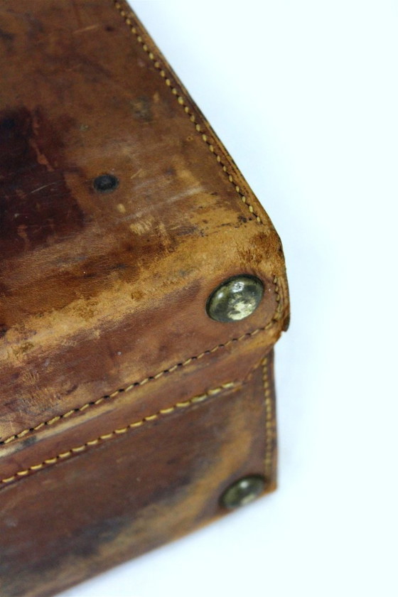 Valise en cuir pour participant aux Jeux olympiques de Berlin, par Alfred Lerbletier, années 1930 (photo 11 of 21)