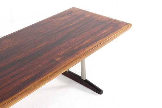 Image 1 of Table basse vintage en palissandre et noyer « Drachten »