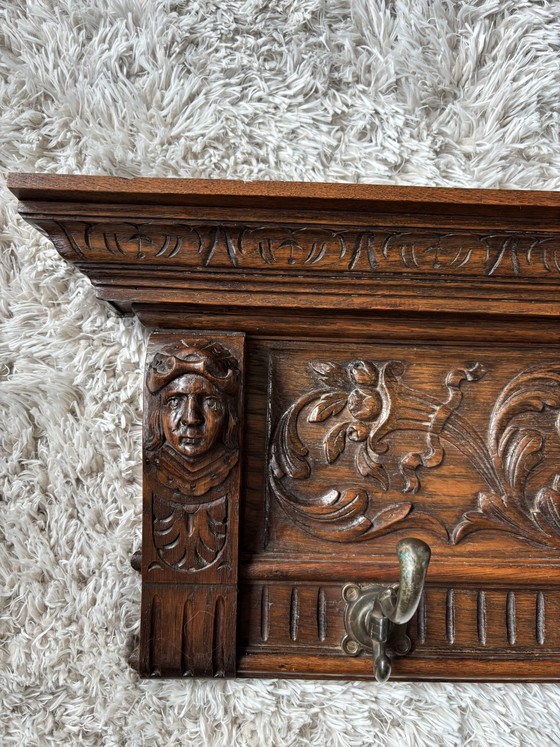 Antiker Eichenholz Neorenaissance Wandkleiderständer – Wood (photo 5 of 5)