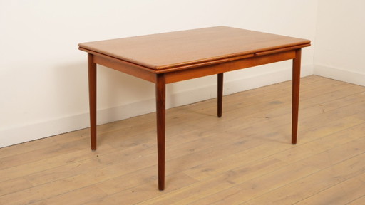 Vintage dining table | teak | Extendable | 130 cm