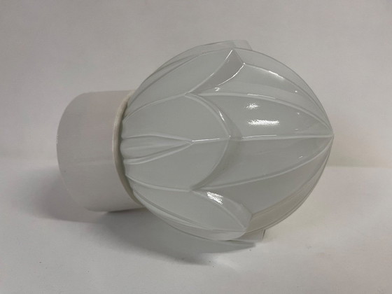 Image 1 of Antico bottone a tulipano Thabur in rara versione Art Déco bianca