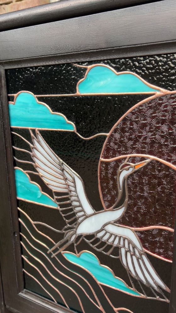 Image 1 of Unieke kast met glas-in-lood deuren en LED verlichting (drankkast/platenkast/boekenkast/tv-kast/dressoir/buffetkast/vitrinekast)