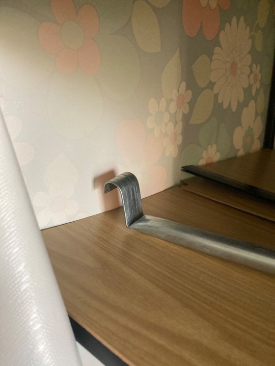 Image 1 of Armadio da campeggio vintage con design floreale retrò