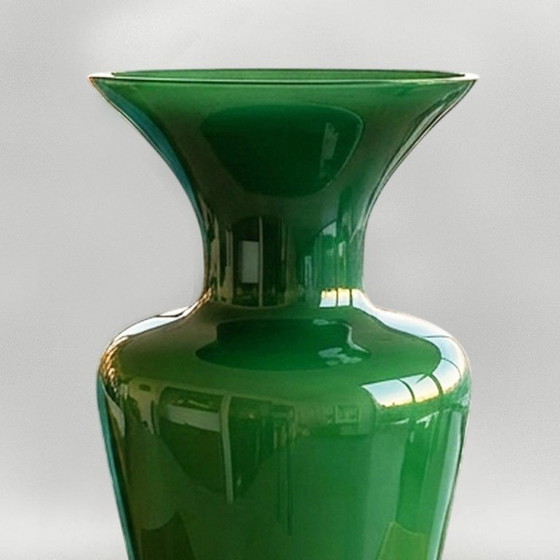 Image 1 of 1970s Italian Murano Blown Glass Emerald Green Vase by Maestro del Vetro.