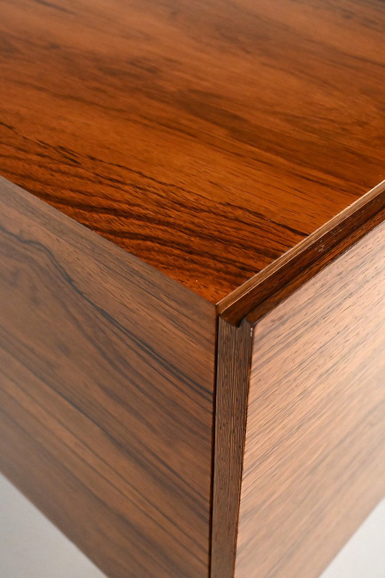 Image 1 of Zeer groot palissander dressoir