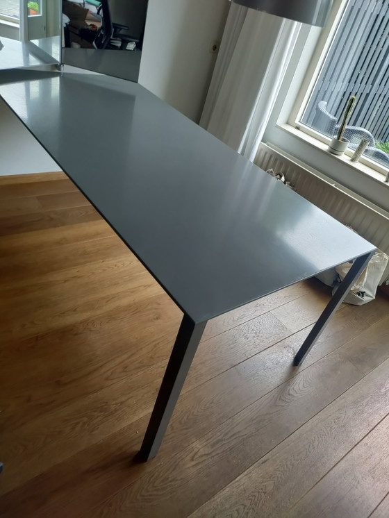 Tavolo da pranzo "Less" di Molteni – Tavoli da pranzo, Aluminium (photo 2 of 5)