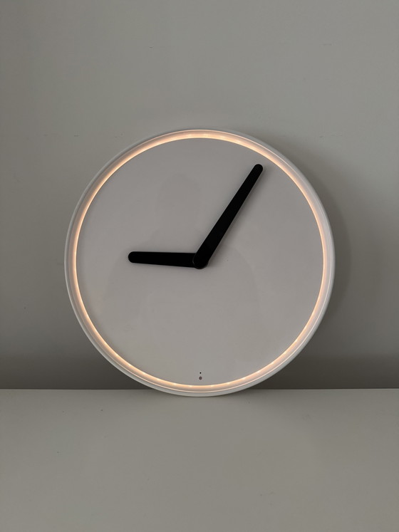 IKEA STOLPA Vintage Wall Clock with Illuminated Rim – Plastic (photo 3 of 6)