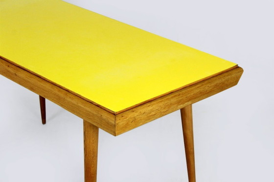 Couchtisch mit doppelseitiger Formica-Platte von Interier Praha, ehemalige Tschechoslowakei, 1960er Jahre (photo 8 of 22)