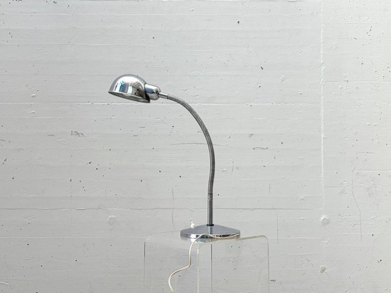 Image 1 of Vintage chromen tafellamp met flexibele arm, Italië, jaren 60.