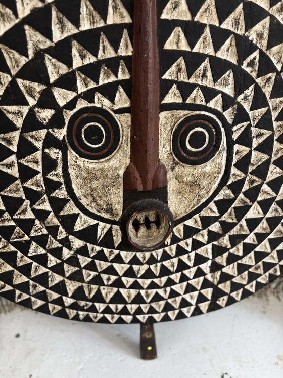 Image 1 of Masque d'art tribal