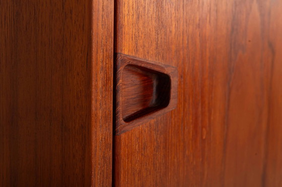 Highboard by Henry Rosengren Hansen for Brande Møbelindustri, Denmark 1960s – Sideboard, Scandinavian (photo 3 of 12)