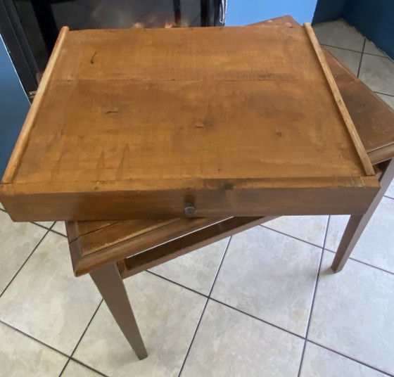 Schreibtisch mit einer großen Schublade aus massiver Eiche, um 1950, 78 x 58 cm – Wood (photo 17 of 19)