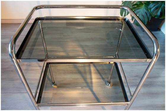 Image 1 of Tavolino/tavolino di servizio, anni '70, cromo e vetro fumé