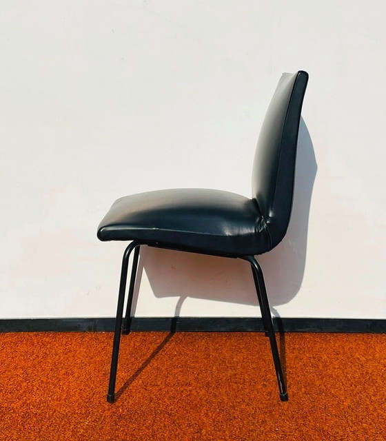 Image 1 of Paire de chaises Robert de Pierre Guariche pour Meurop. Vintage années 1960