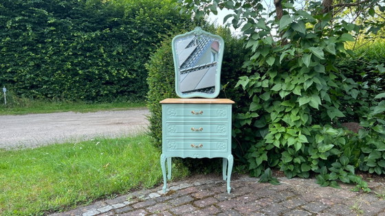 Image 1 of Romantica toeletta vintage con specchio | Pezzo unico in legno massello di quercia riciclato in stile Luigi XV