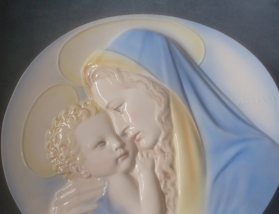 Image 1 of Placa antigua en relieve, Viena, Austria, Karl Perl, María y el Niño Jesús.