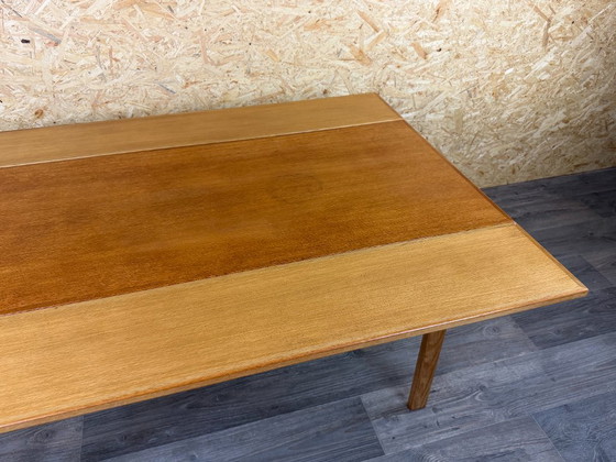 Tavolino da caffè o tavolo da pranzo regolabile in rovere, design danese anni '60 '70 – Tavolini da caffè (photo 18 of 21)