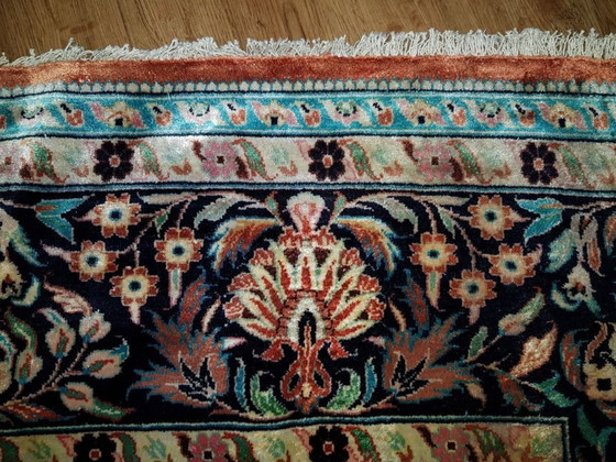 Chinese Silk Rug ready for living 280x187cm – Decorative Objects (photo 2 of 5)