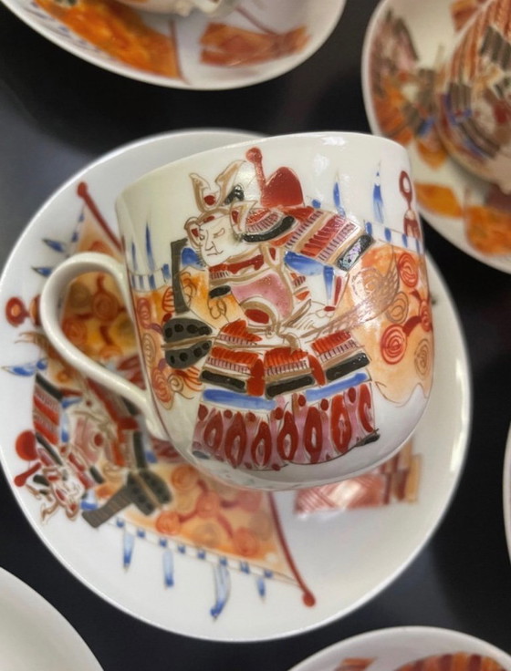 Image 1 of Antigüedad - Japonés Hichozan Fukagawa Imari - Período Meiji - Taza y platillo del guerrero samurái (7+7)