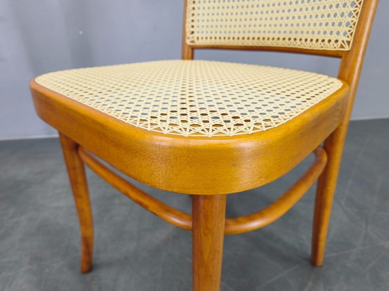 Image 1 of Set van 4 TON Bentwood stoelen nr. 811 naar Hoffmann, jaren 1990