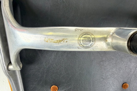 Image 1 of Impresionante par de sillas intermedias ES101 diseñadas por Charles y Ray Eames para Herman Miller en la década de 1960.