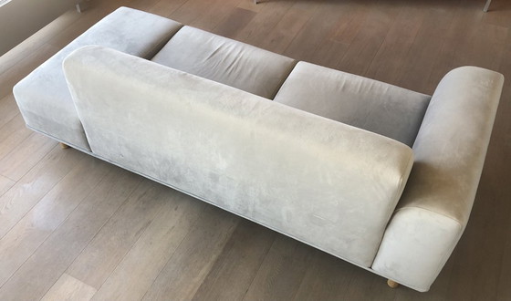 Image 1 of Bolia - grijze design 2½-zitsbank Hannah met 1 armleun en open eind rechts