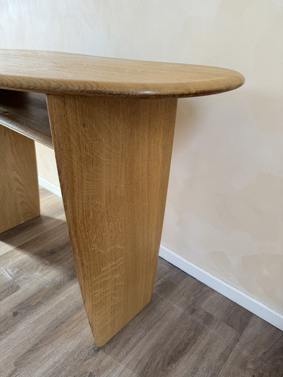 Image 1 of Mesa auxiliar de madera de mango