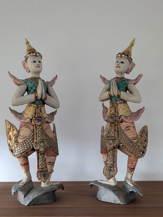 Image 1 of Ensemble de statues en bois d'Asie