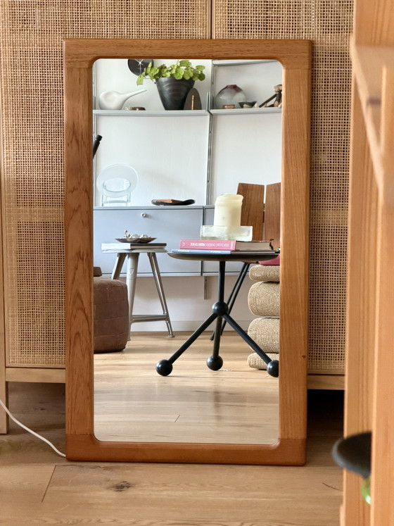 Image 1 of Miroir vintage en teck de style danois moderne du milieu du siècle, modèle n° 248 de Silkeborg
