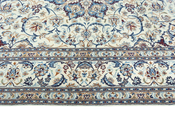 Image 1 of Handgeknoopt Nain 9La met zijde - Oosters tapijt 315 x 208 cm - Fijn & Elegant