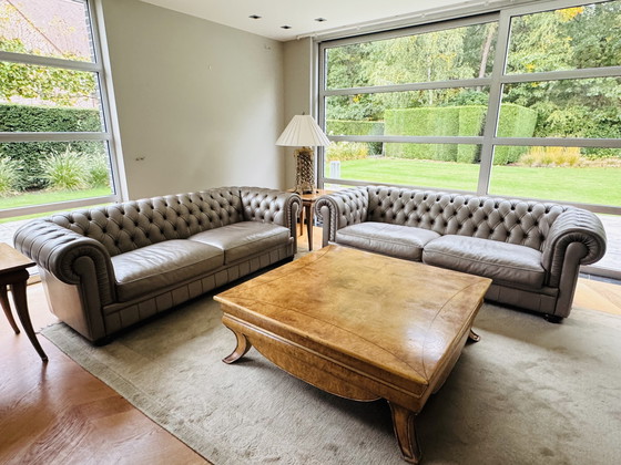 Image 1 of Sofá Chesterfield de piel Natuzzi – Diseño italiano