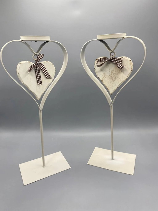 Pair of shabby chic white lacquered metal candle holders – decoratieve objecten, Wood